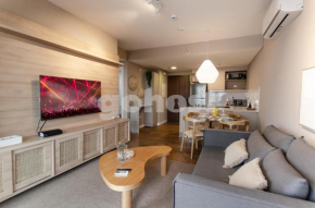 Dazzling Apt One Block From Shopping Del Sol